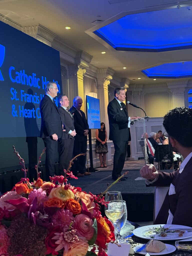 IMG_5990 Spine Med LI physicians at the St. Francis Hospital Foundation Gala supporting the Cardiology Innovation Research Fund